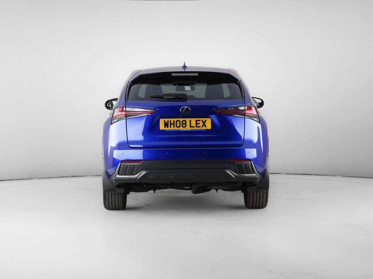 Lexus NX thumbnail Rear