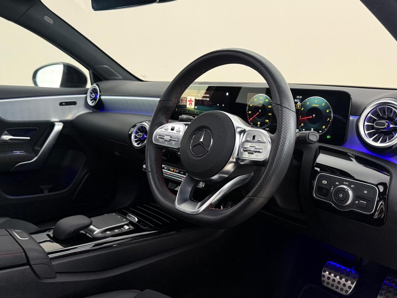 Mercedes-Benz A Class thumbnail Interior Front