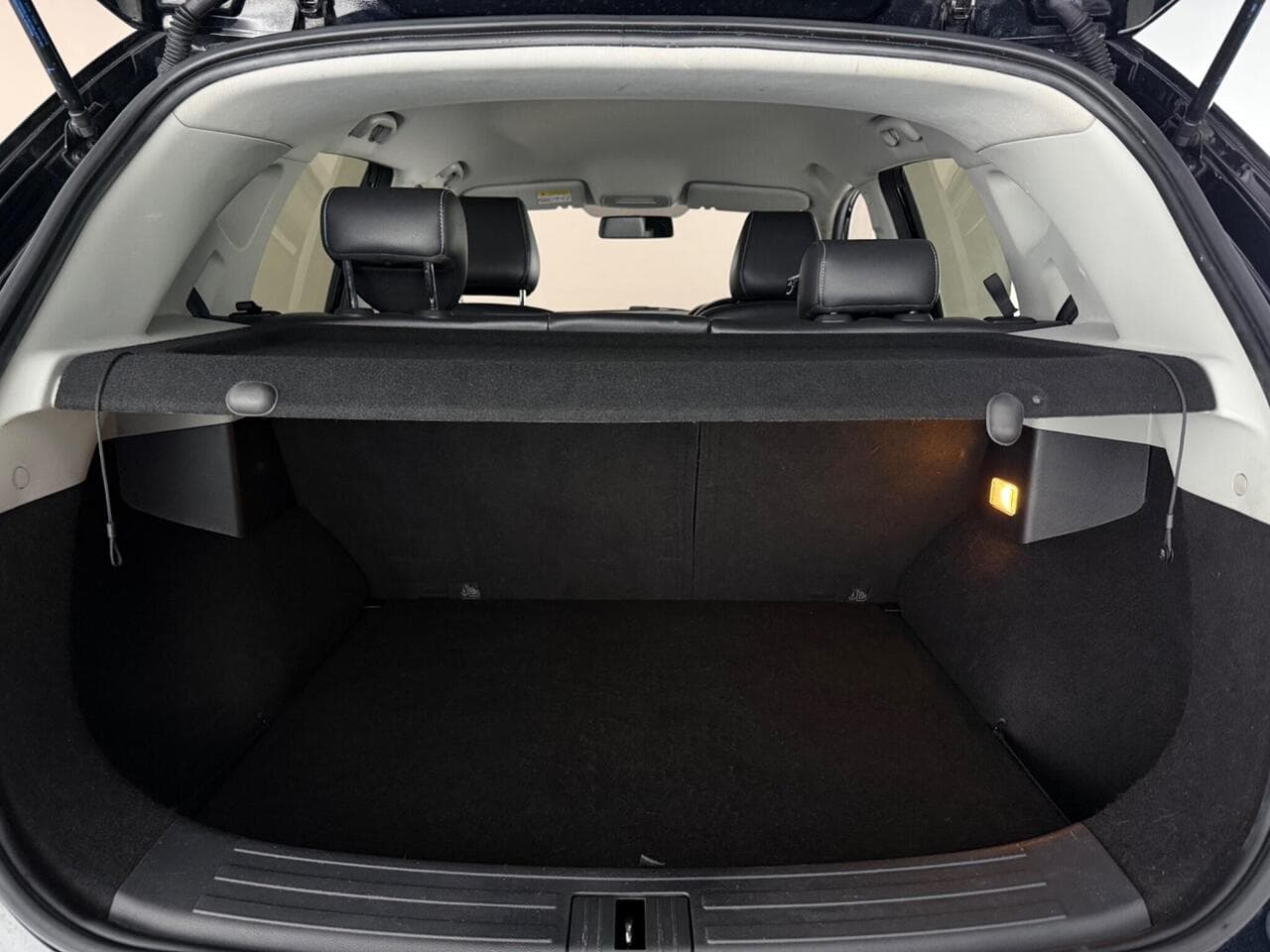 MG MG ZS thumbnail Boot