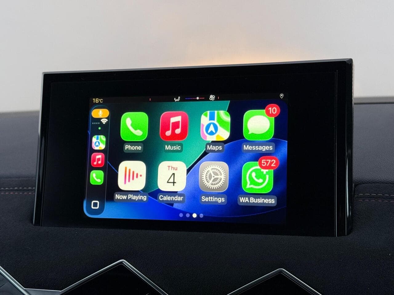 DS AUTOMOBILES DS 3 CROSSBACK thumbnail Infotainment System
