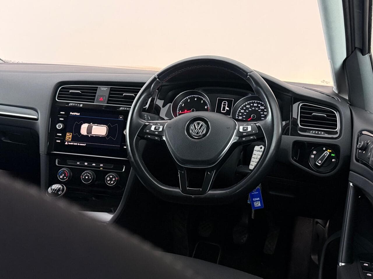 Volkswagen Golf thumbnail Inconclusive