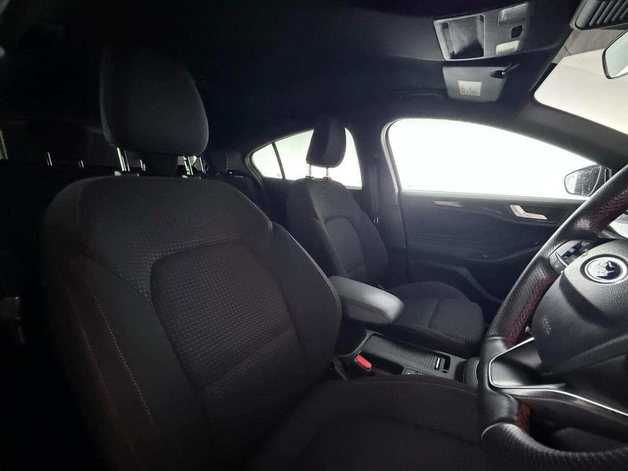 Ford Focus thumbnail Seat Driver