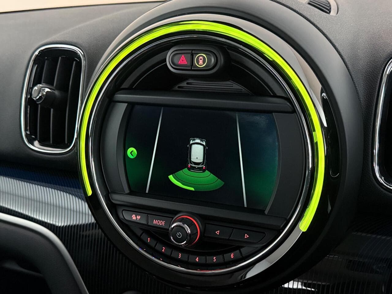 MINI Countryman thumbnail Inconclusive