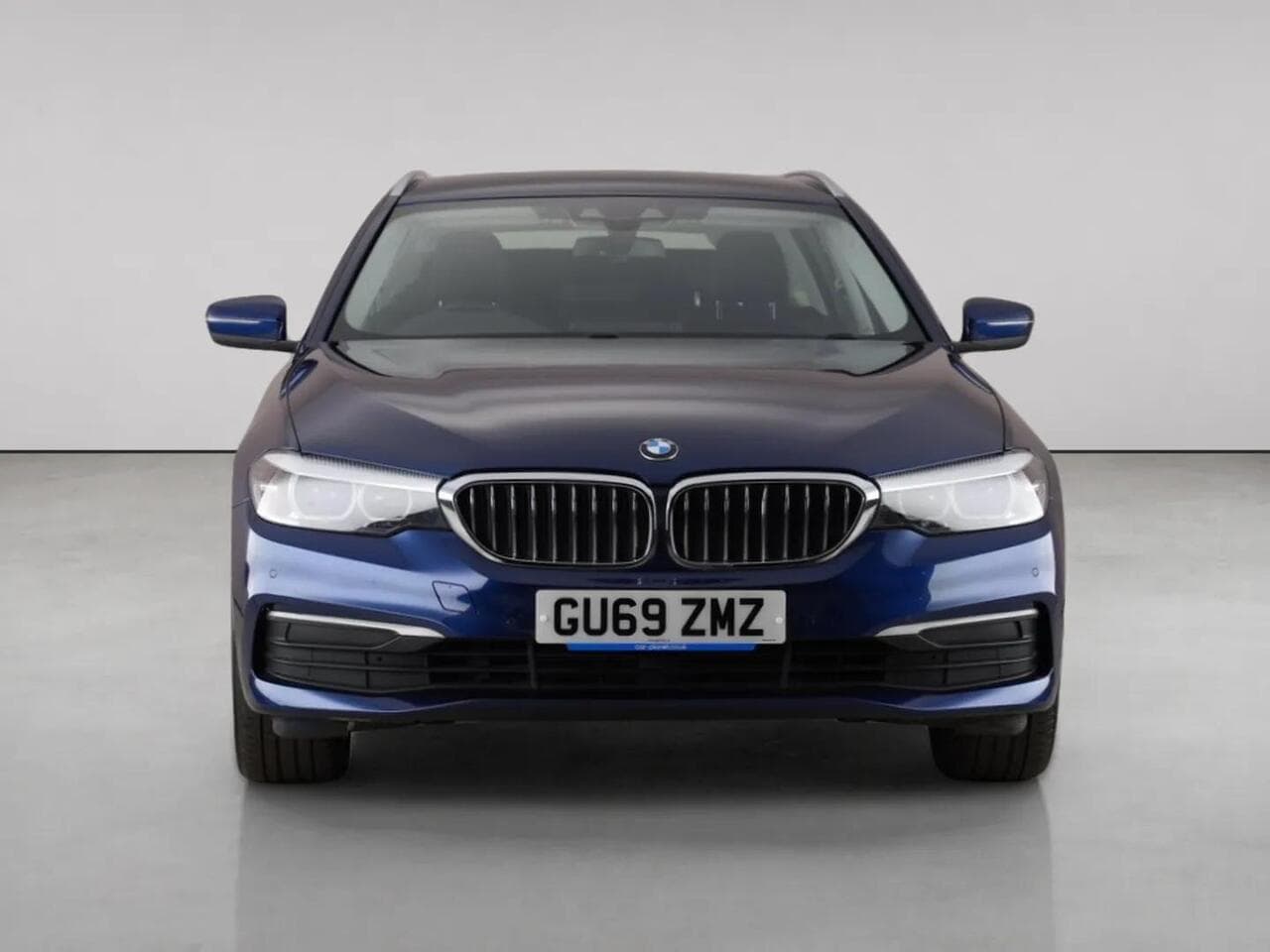 BMW 5 Series thumbnail Front
