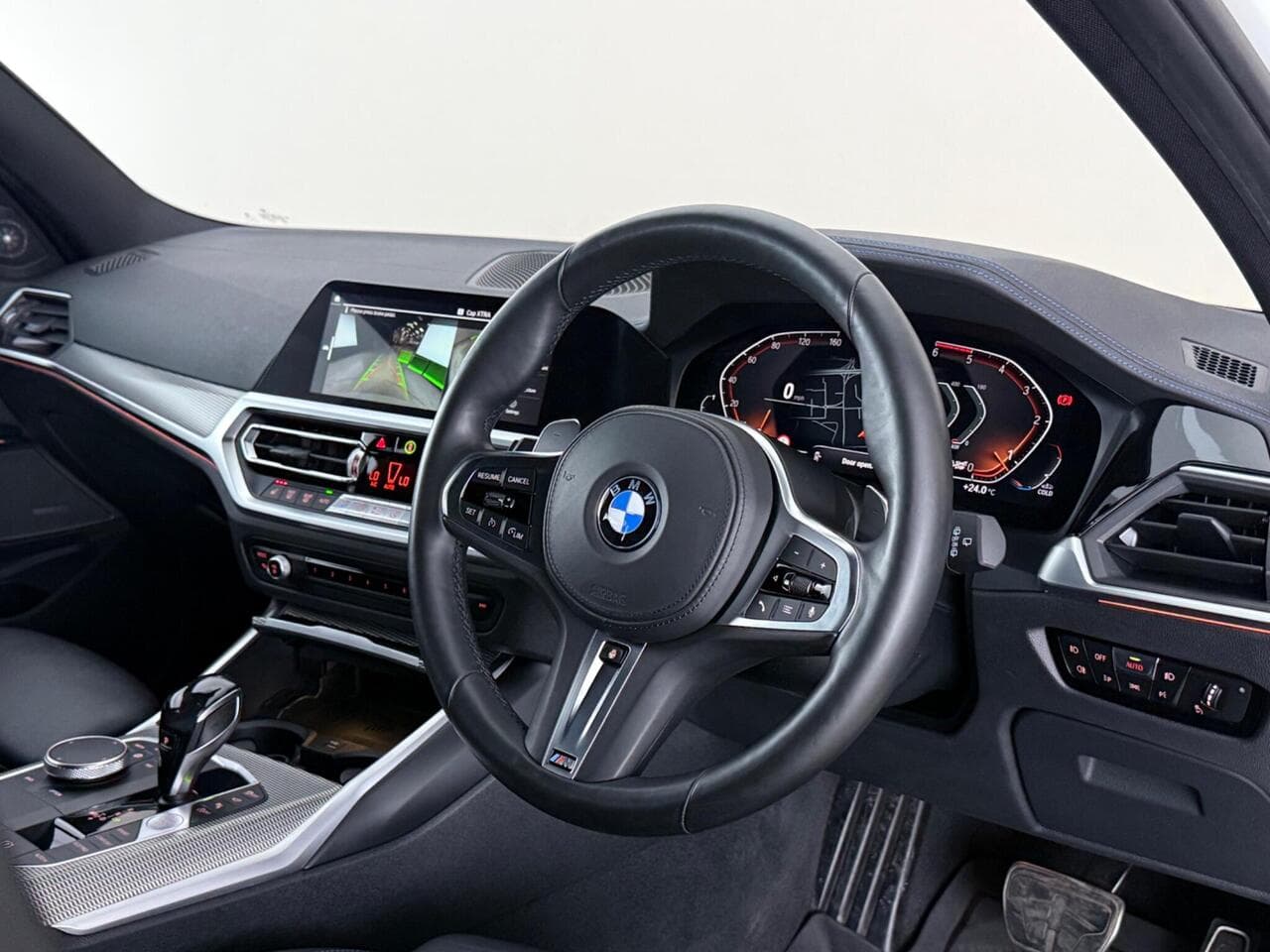 BMW 3 Series thumbnail Interior Front