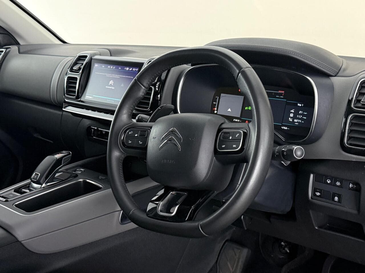 Citroen C5 Aircross thumbnail Steering Wheel