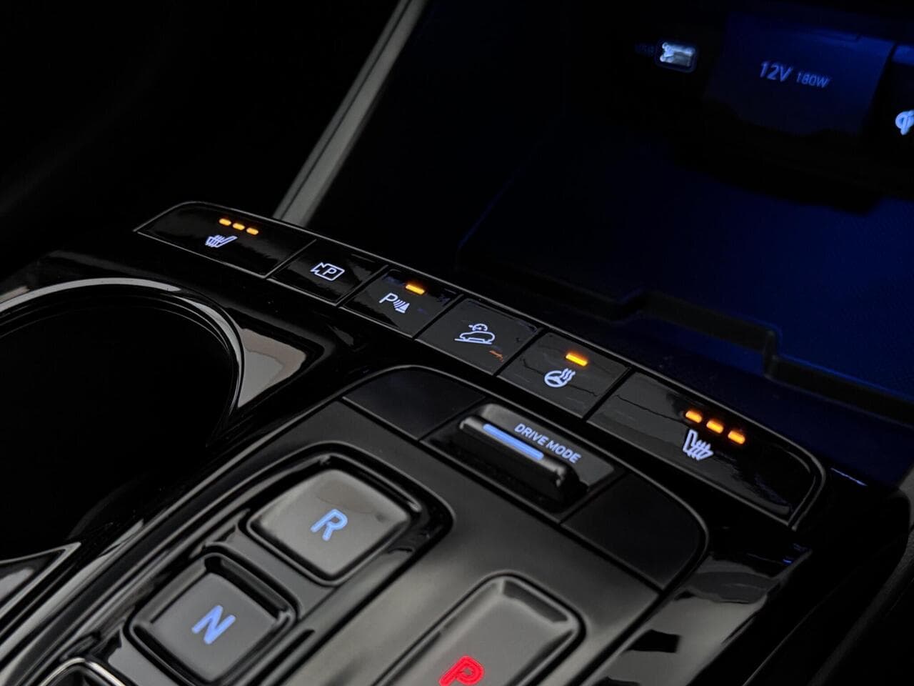 Hyundai TUCSON thumbnail Misc Controls