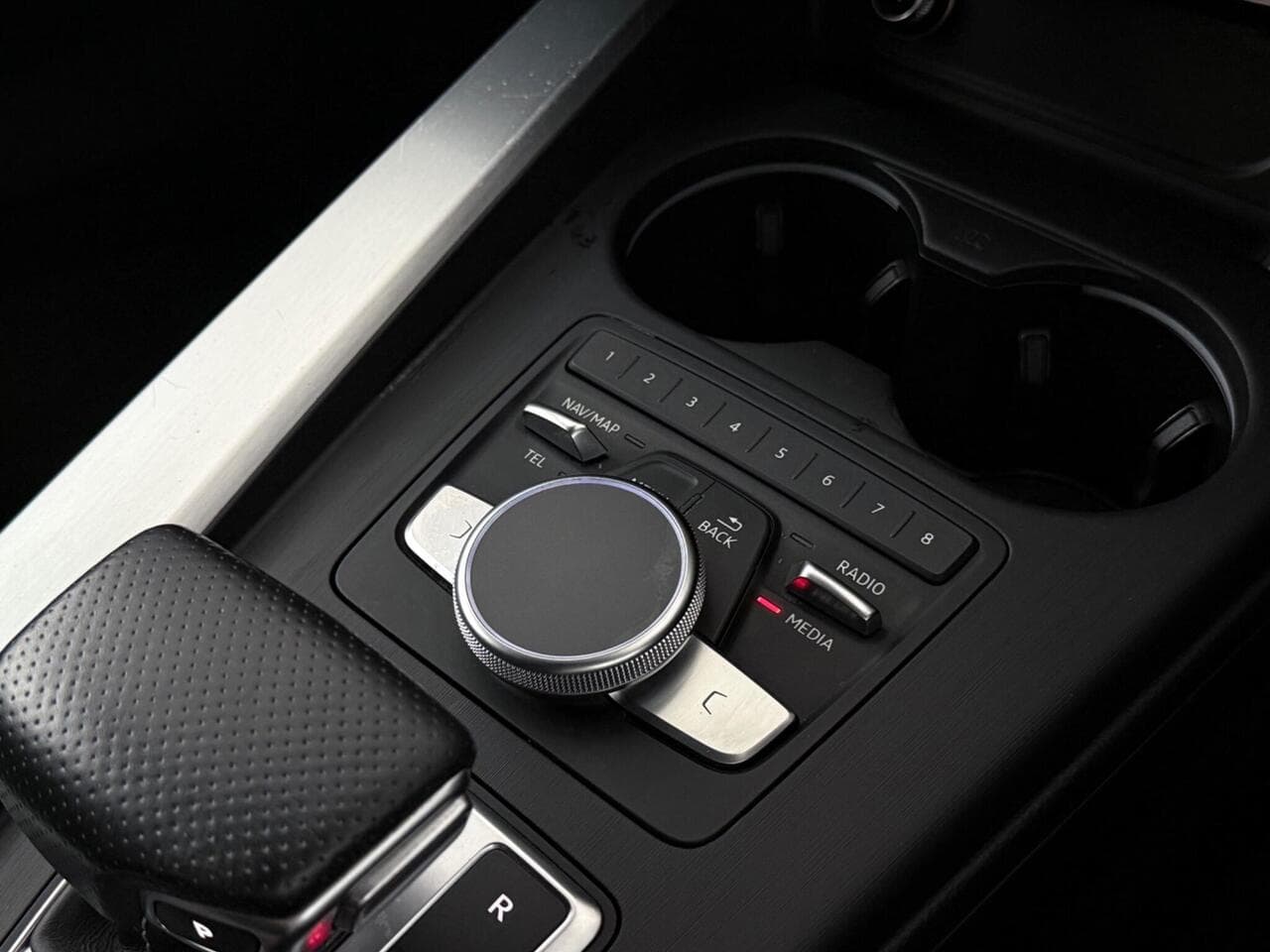 Audi A4 thumbnail Misc Controls