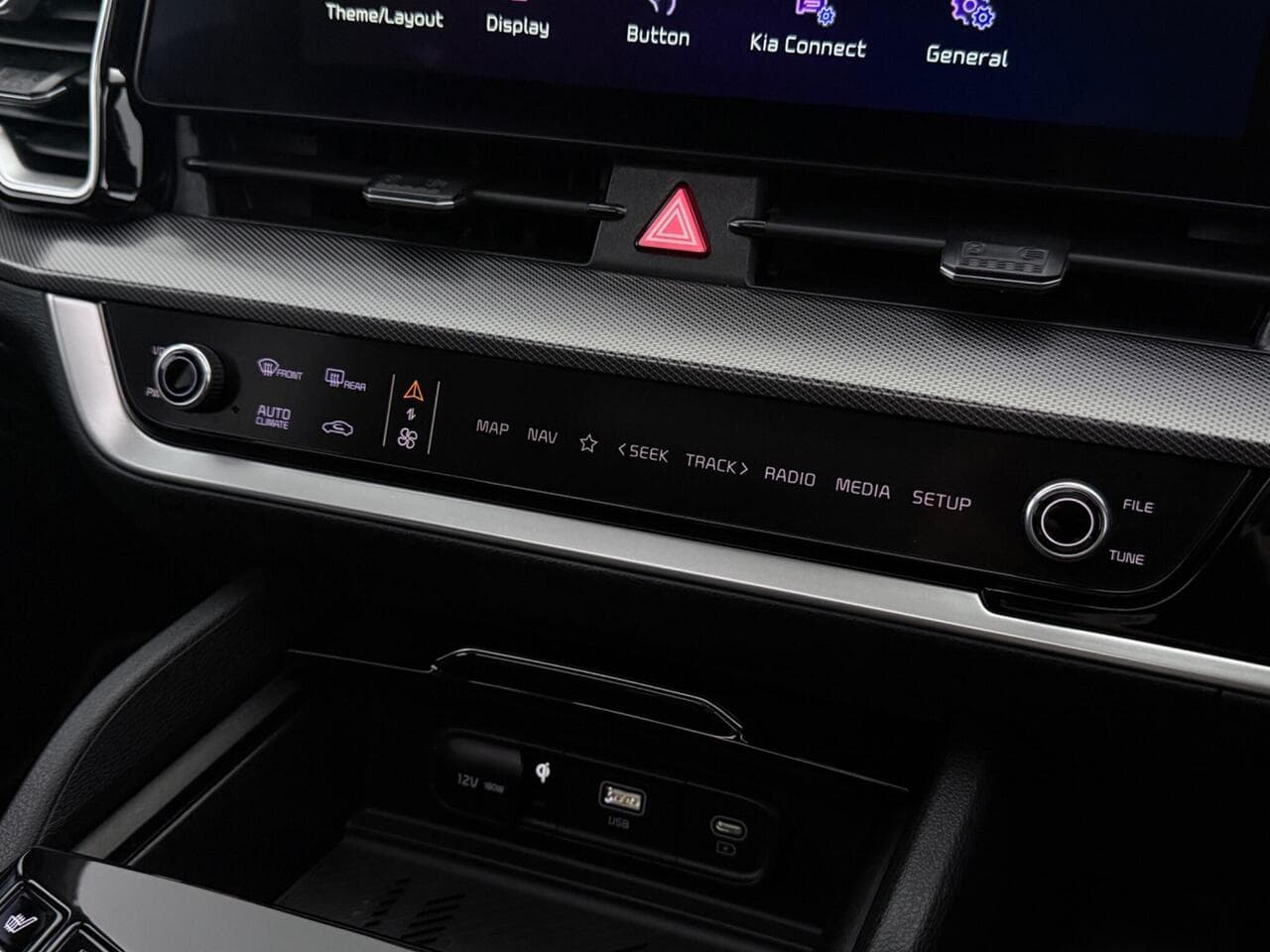 Kia Sportage thumbnail Infotainment System
