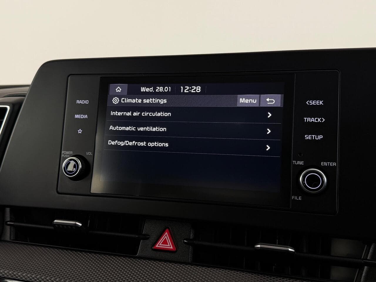 Kia Sportage thumbnail Infotainment System