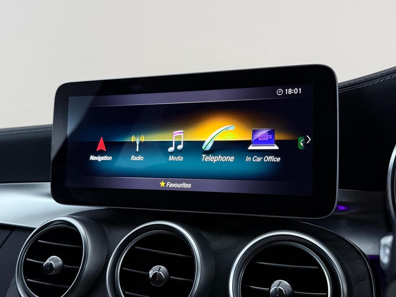Mercedes-Benz C Class thumbnail Infotainment System