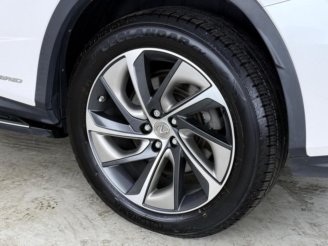 Lexus RX thumbnail Wheel