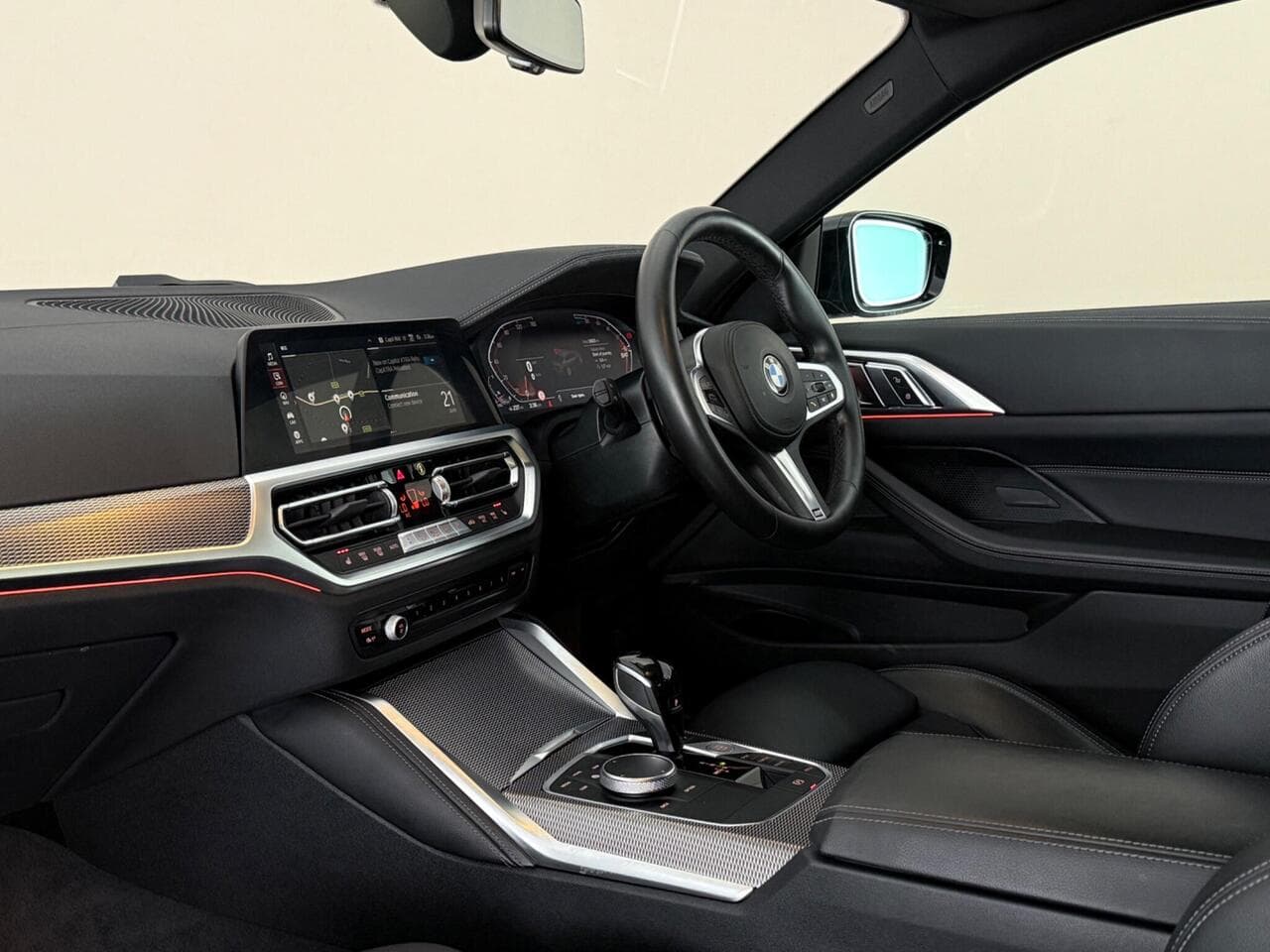 BMW 4 Series thumbnail Interior Front