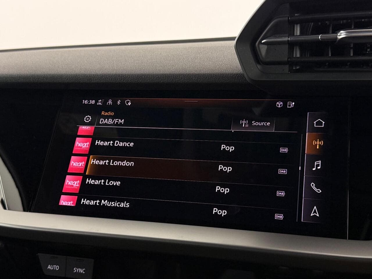 Audi A3 thumbnail Infotainment System