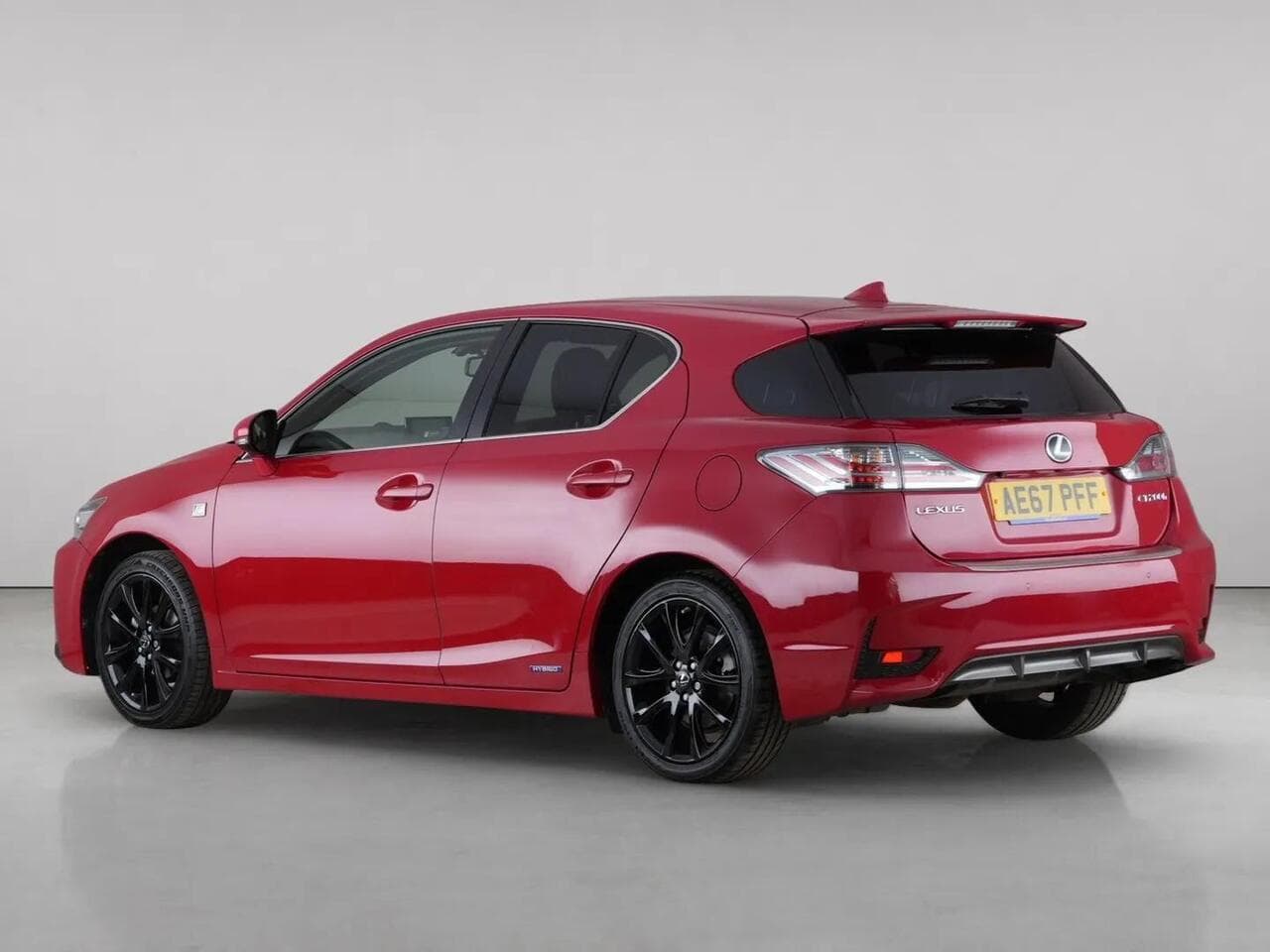 Lexus CT thumbnail Rear Left