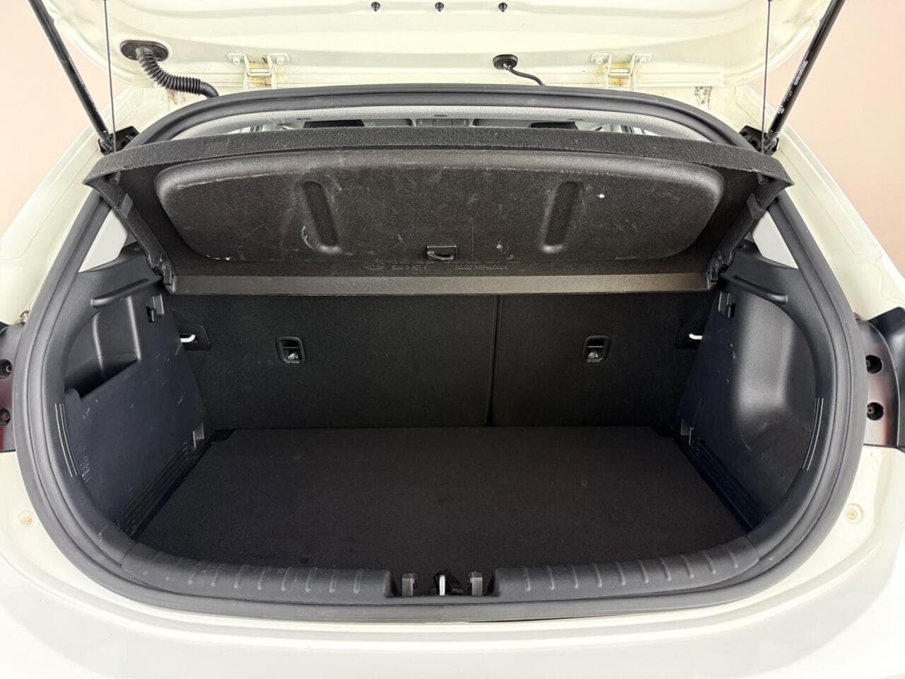 Kia Rio thumbnail Boot