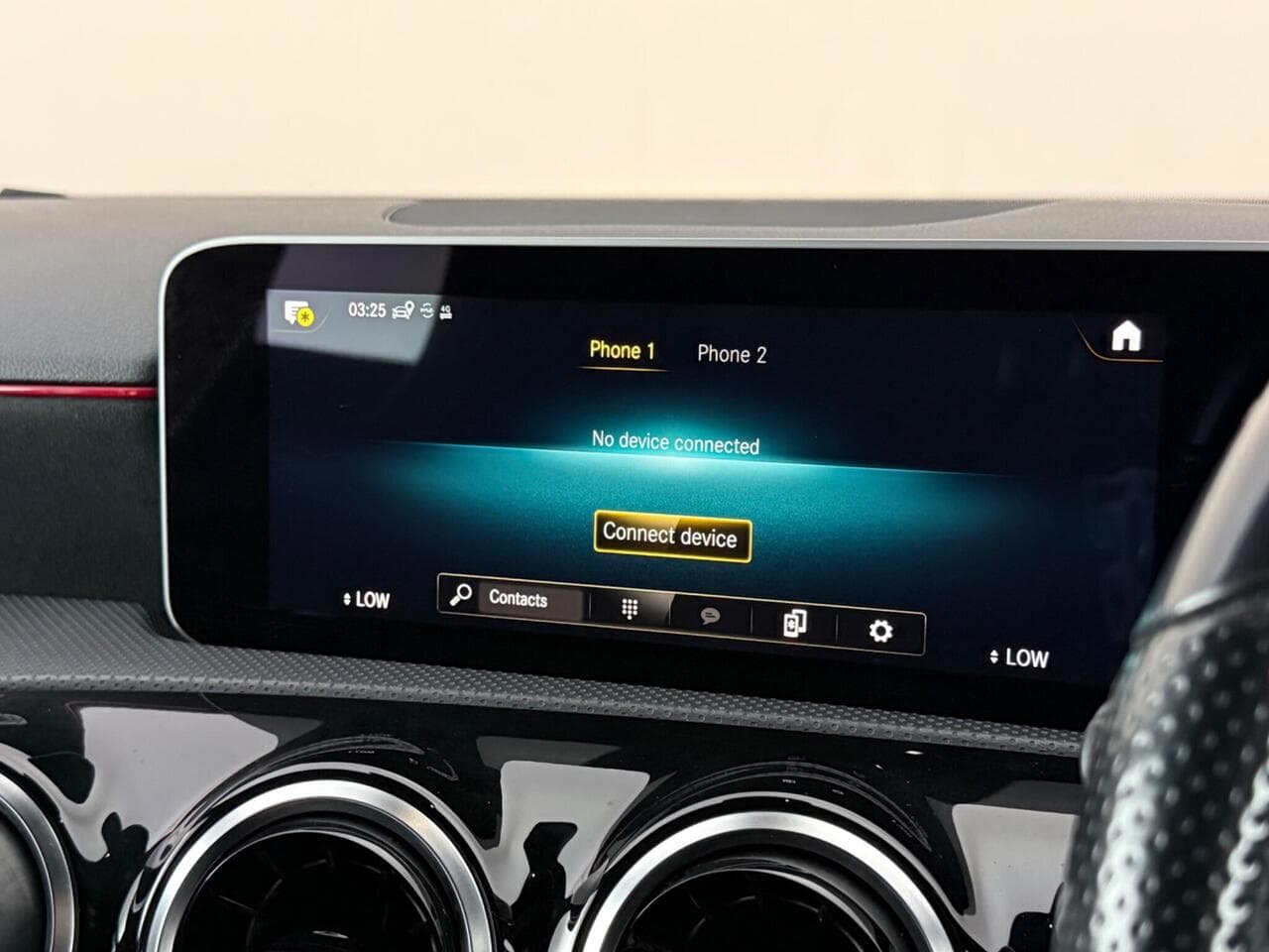 Mercedes-Benz A Class thumbnail Infotainment System