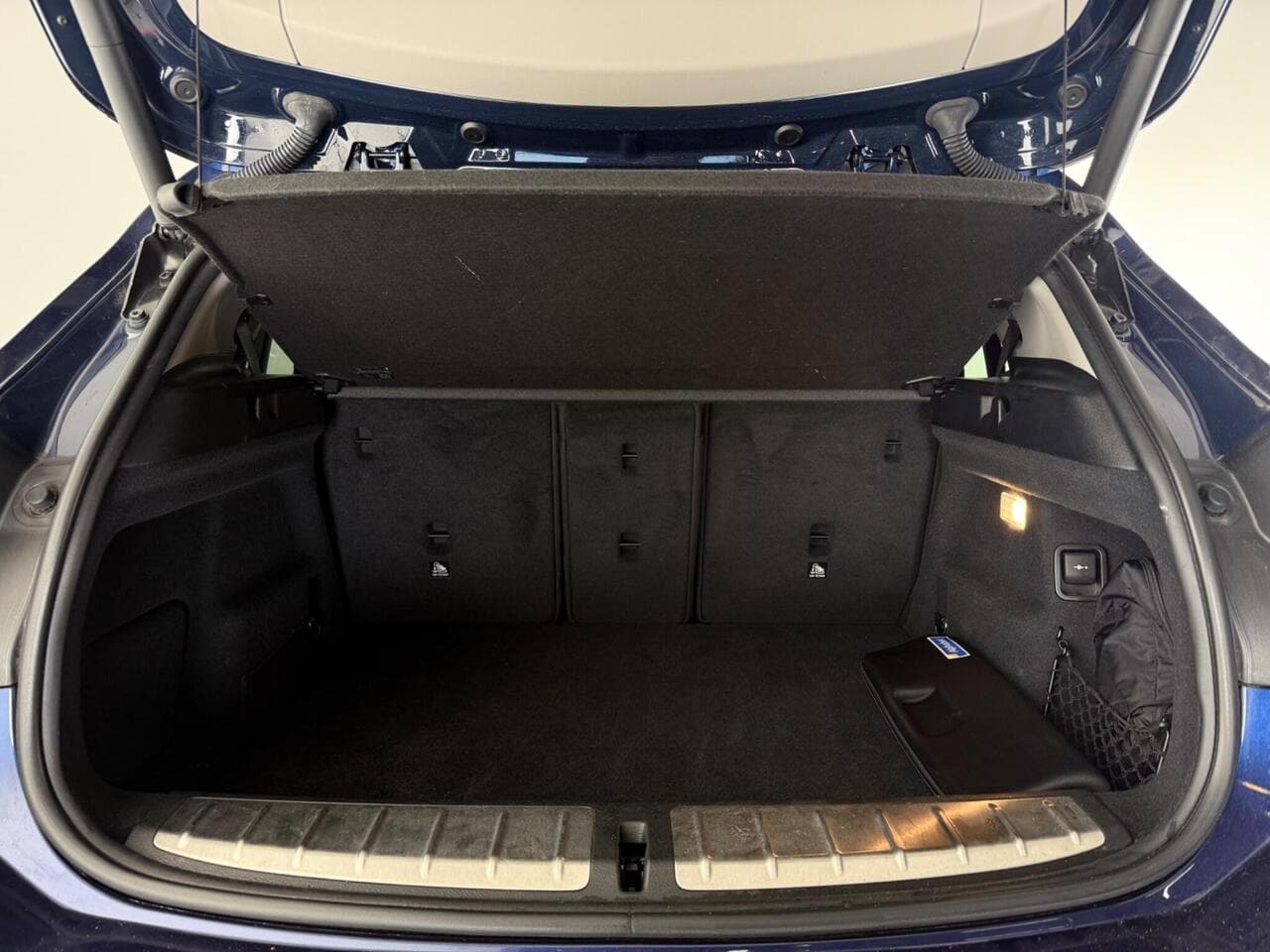 BMW X2 thumbnail Boot