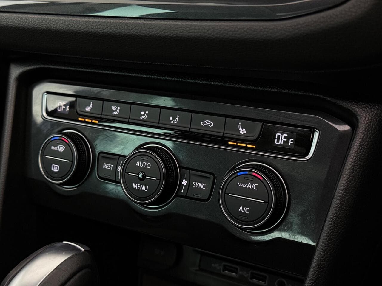 Volkswagen Tiguan thumbnail Misc Controls
