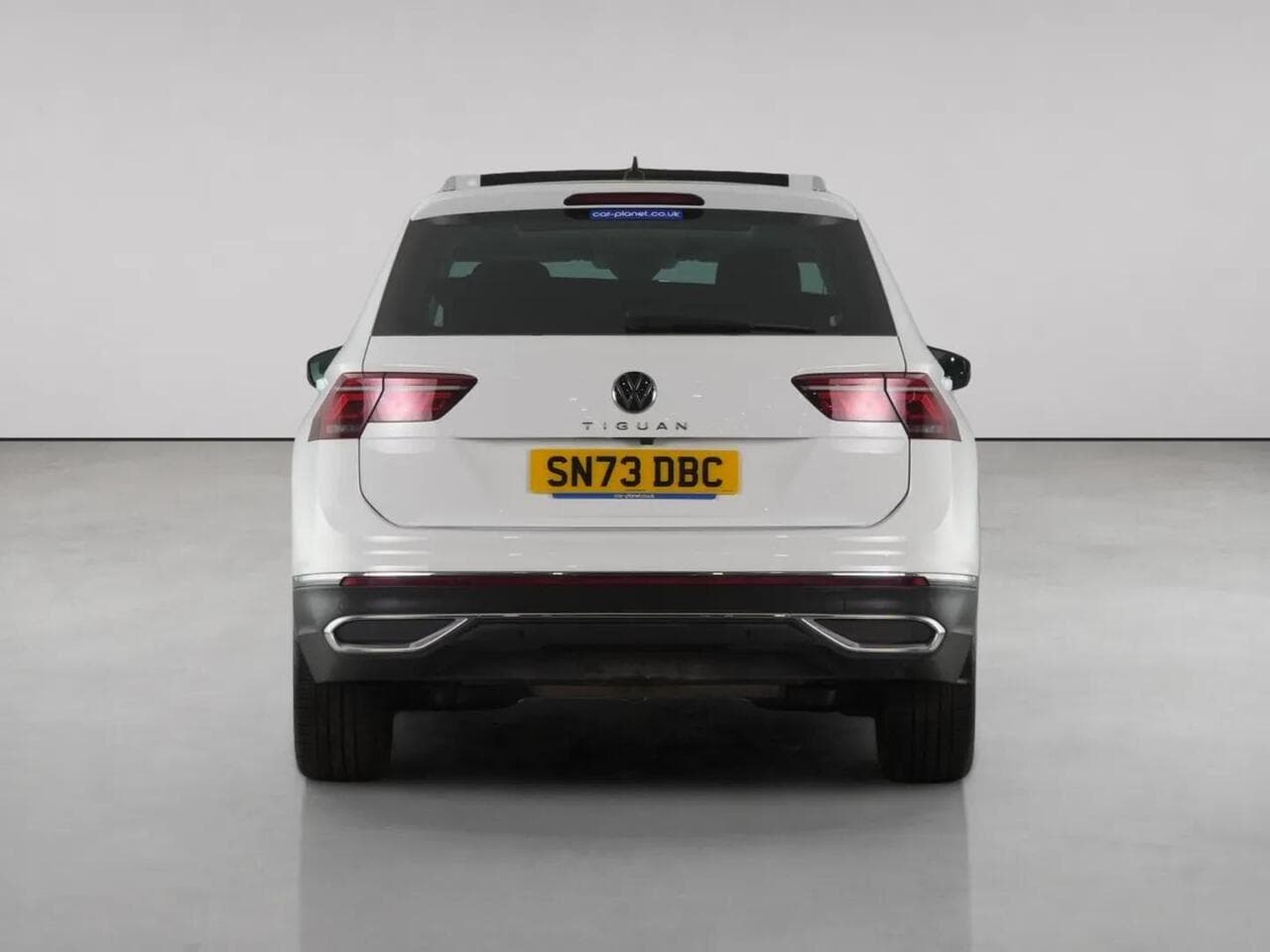 Volkswagen Tiguan thumbnail Rear