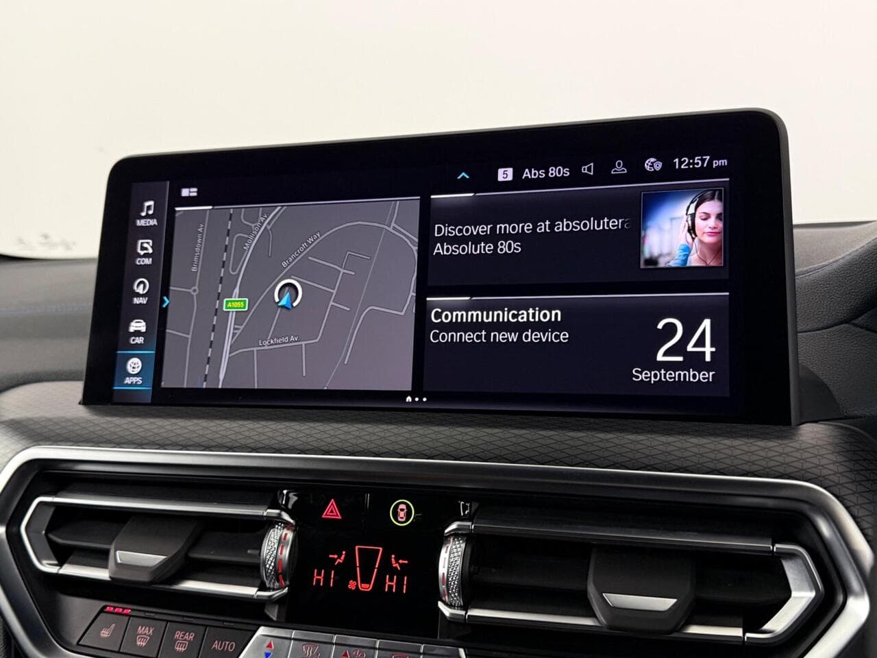 BMW iX3 thumbnail Infotainment System