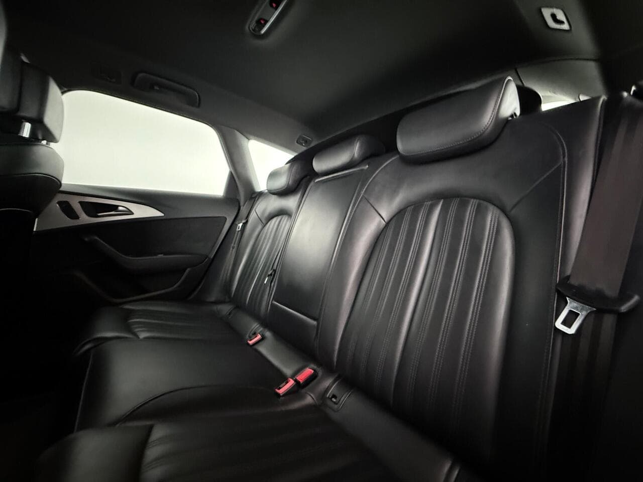 Audi A6 Avant thumbnail Inconclusive