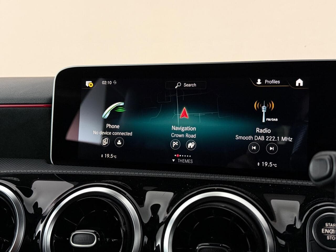 Mercedes-Benz A Class thumbnail Infotainment System