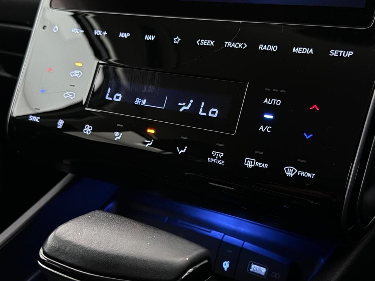 Hyundai TUCSON thumbnail Infotainment System