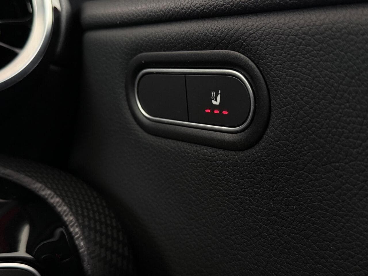 Mercedes-Benz A Class thumbnail Misc Controls