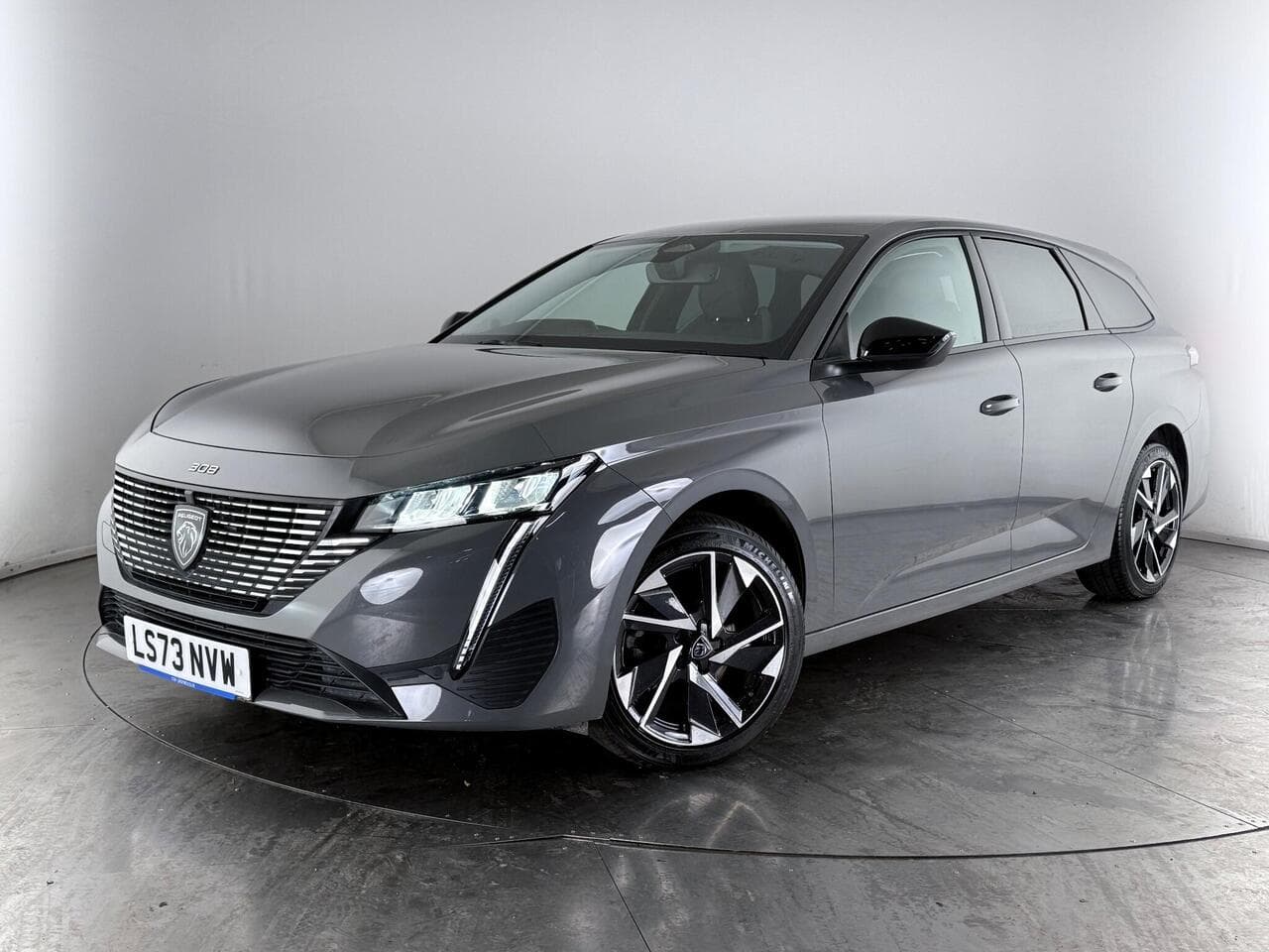 Peugeot 308 SW thumbnail Front Left