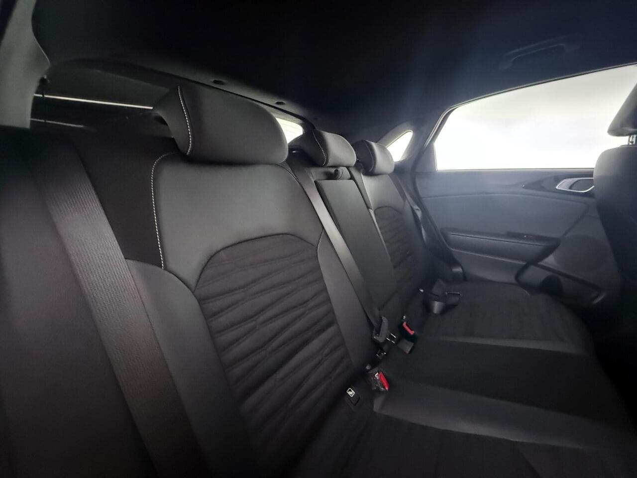 Kia Ceed thumbnail Seats Rear