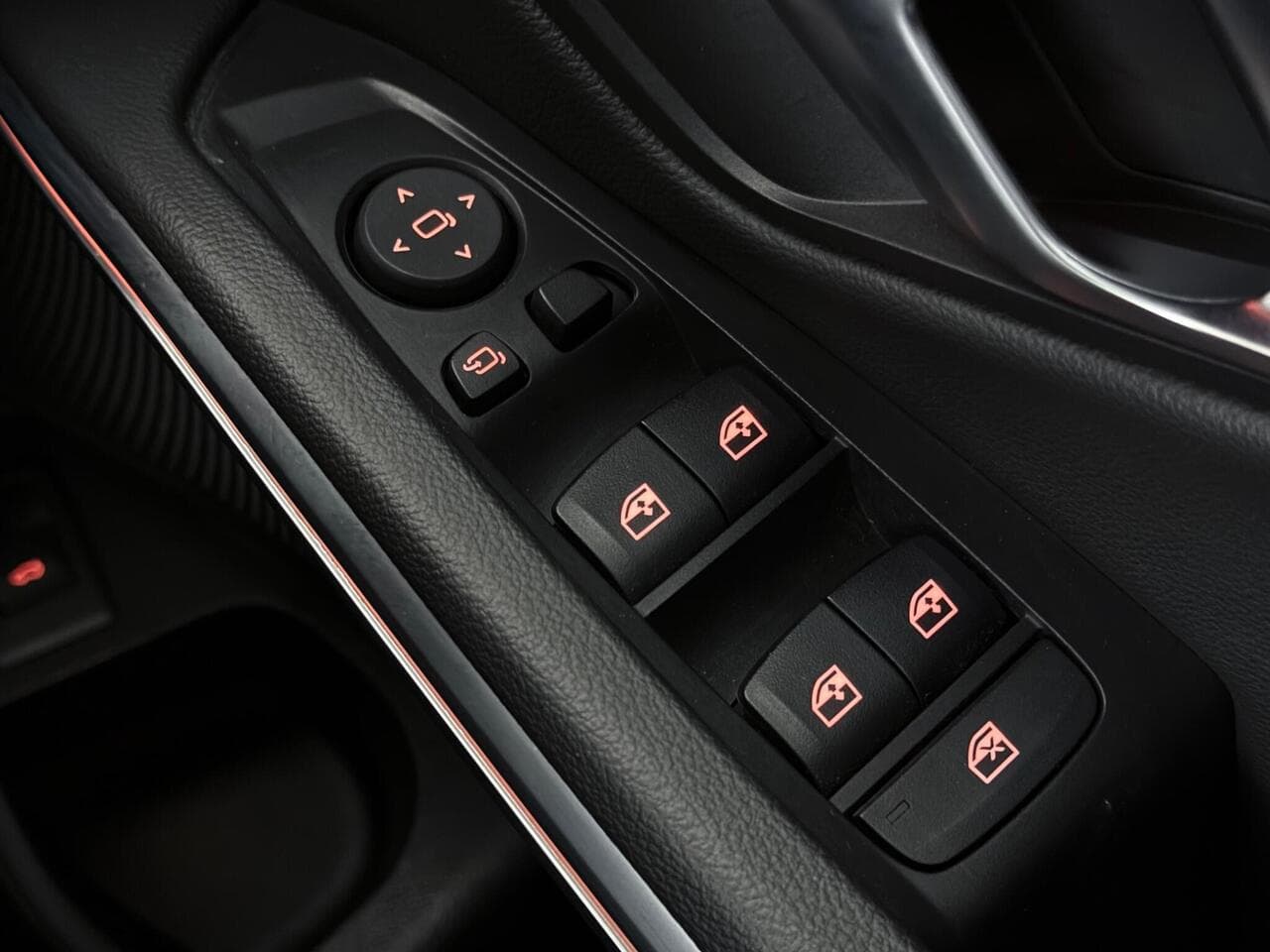 BMW 3 Series thumbnail Misc Controls