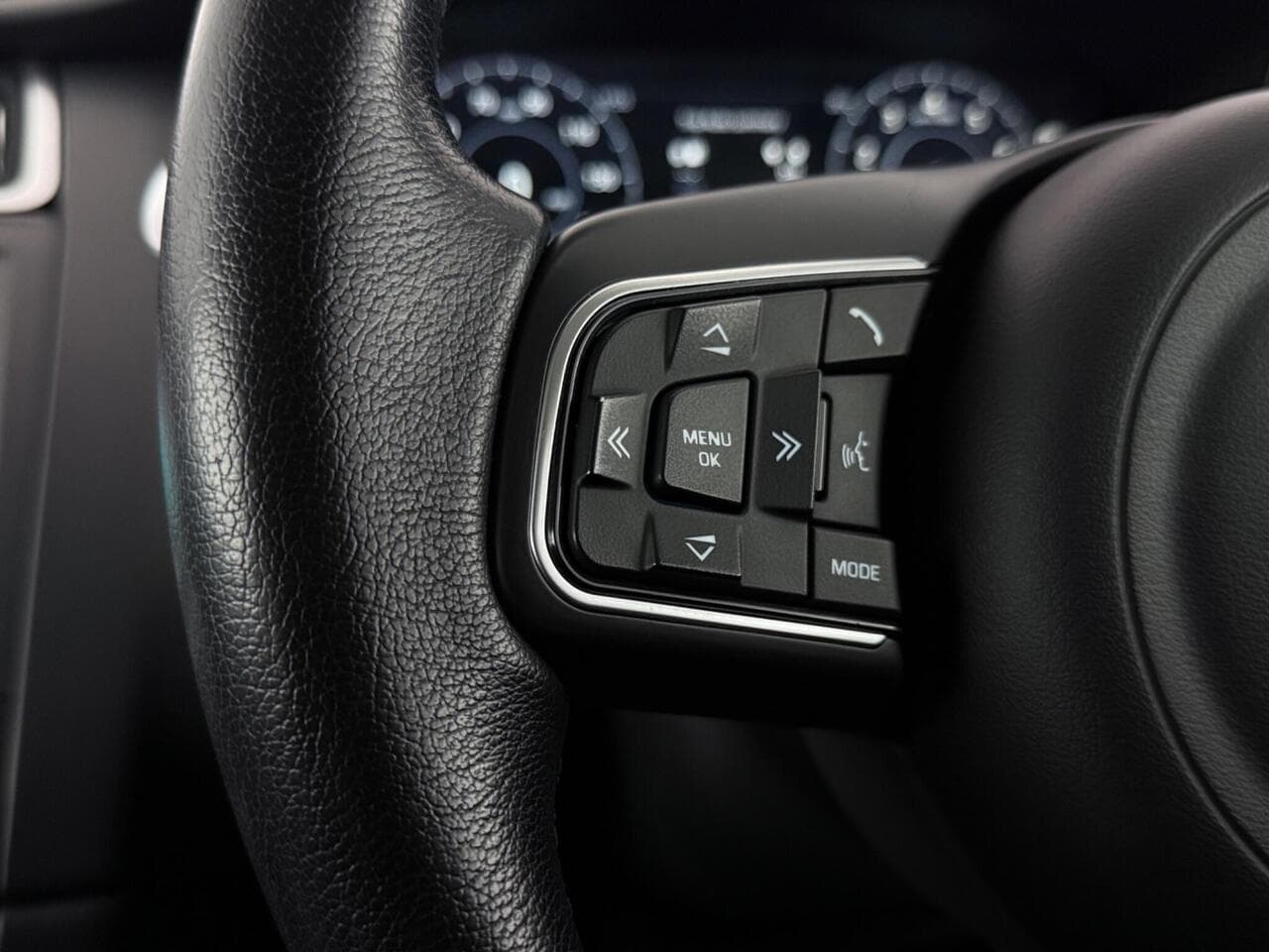 Jaguar E-PACE thumbnail Misc Controls