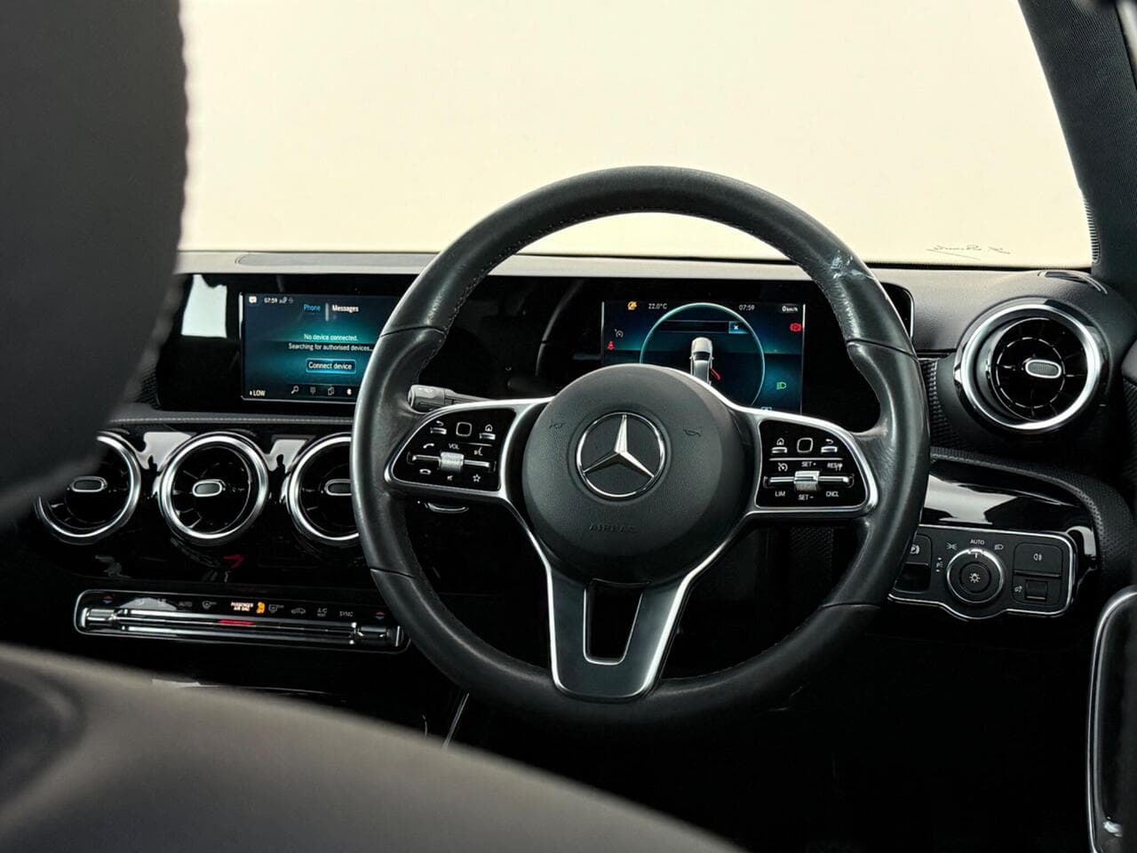Mercedes-Benz A Class thumbnail Steering Wheel
