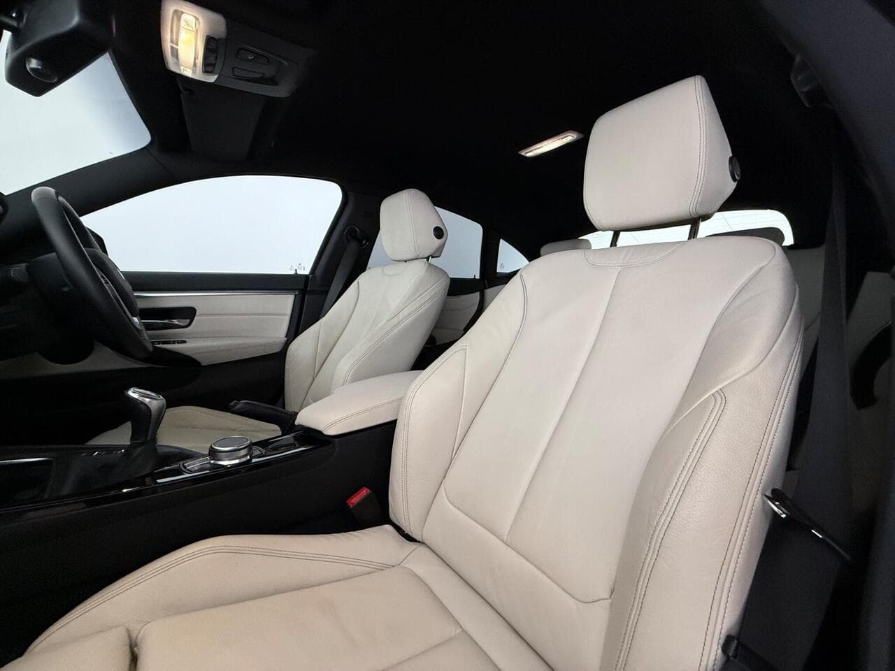 BMW 4 Series Gran Coupe thumbnail Seat Front Passenger