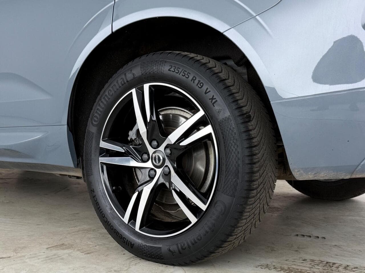 Volvo XC60 thumbnail Wheel