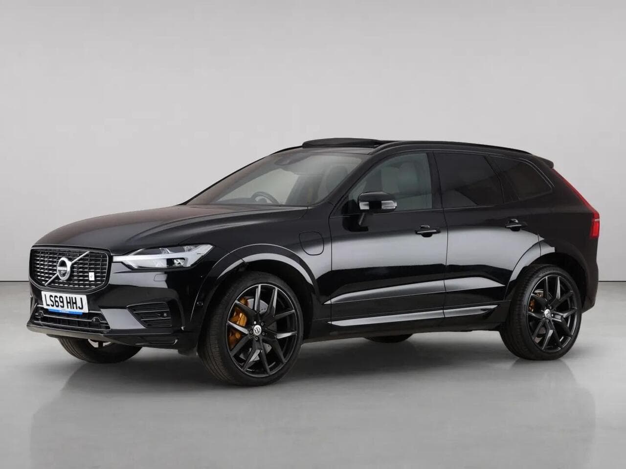 Volvo XC60 thumbnail Front Left