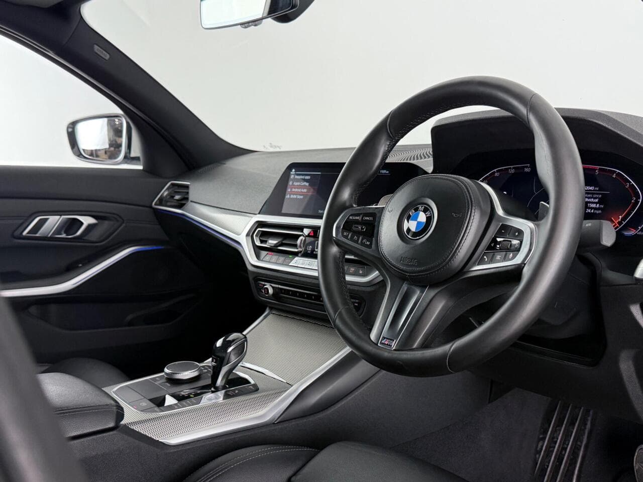BMW 3 Series thumbnail Interior Front