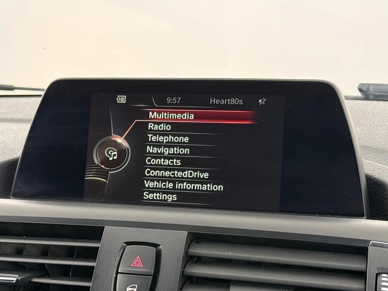 BMW 1 Series thumbnail Infotainment System