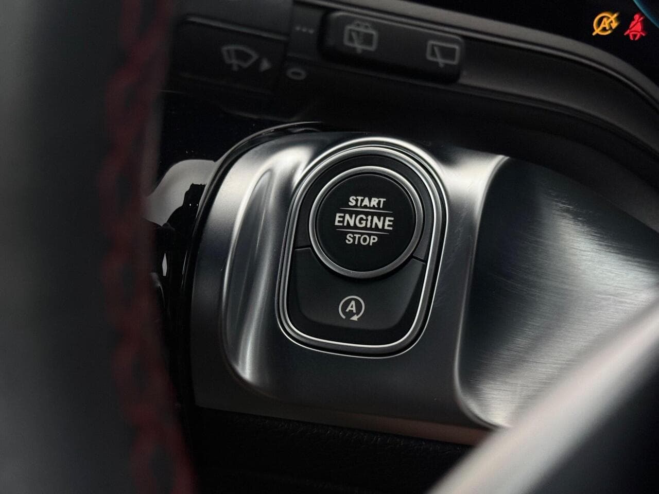 Mercedes-Benz GLB thumbnail Misc Controls