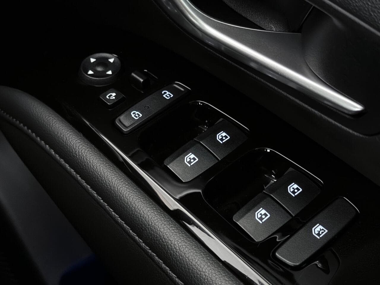 Hyundai TUCSON thumbnail Misc Controls