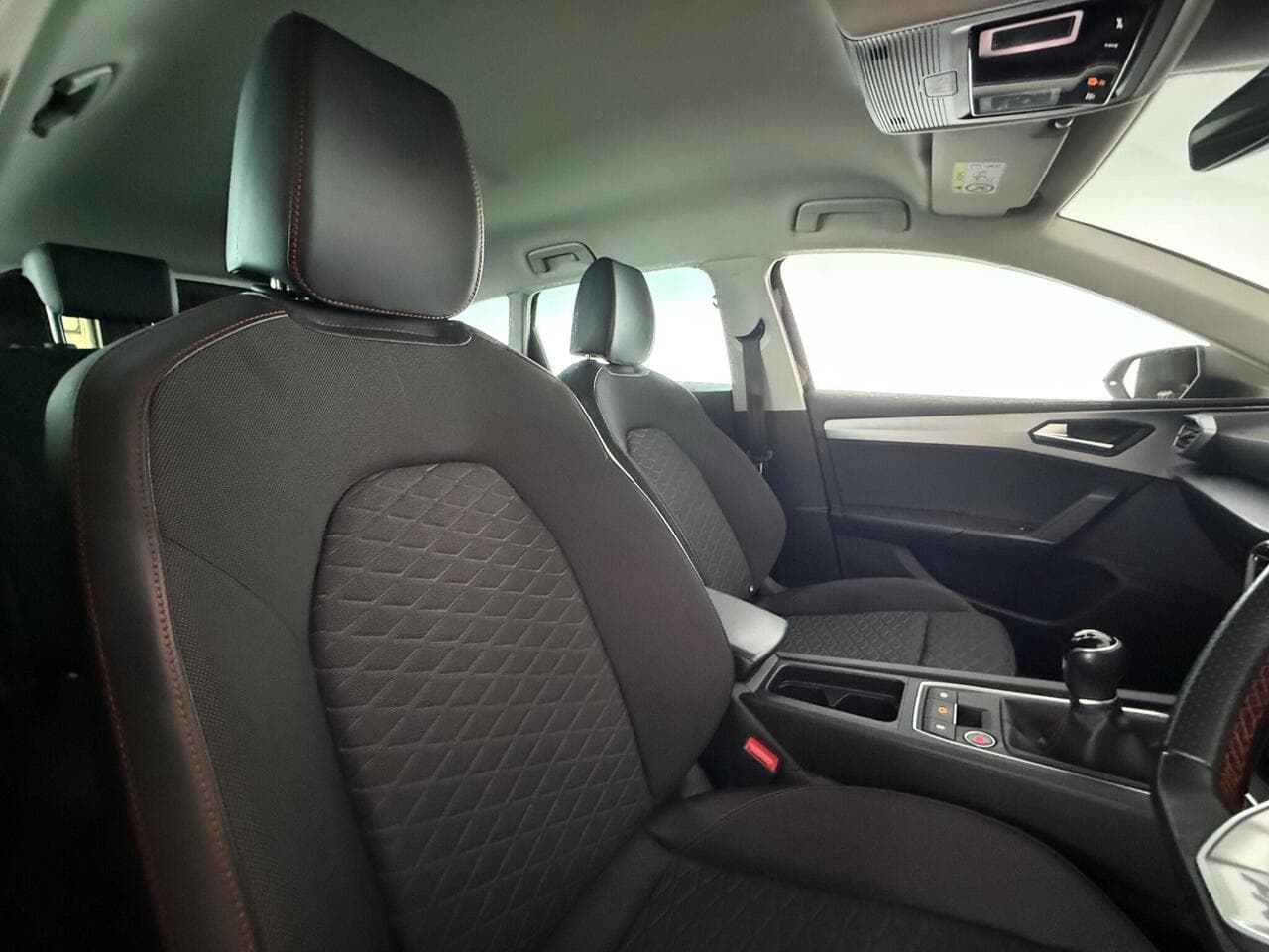 SEAT Leon thumbnail Seat Driver