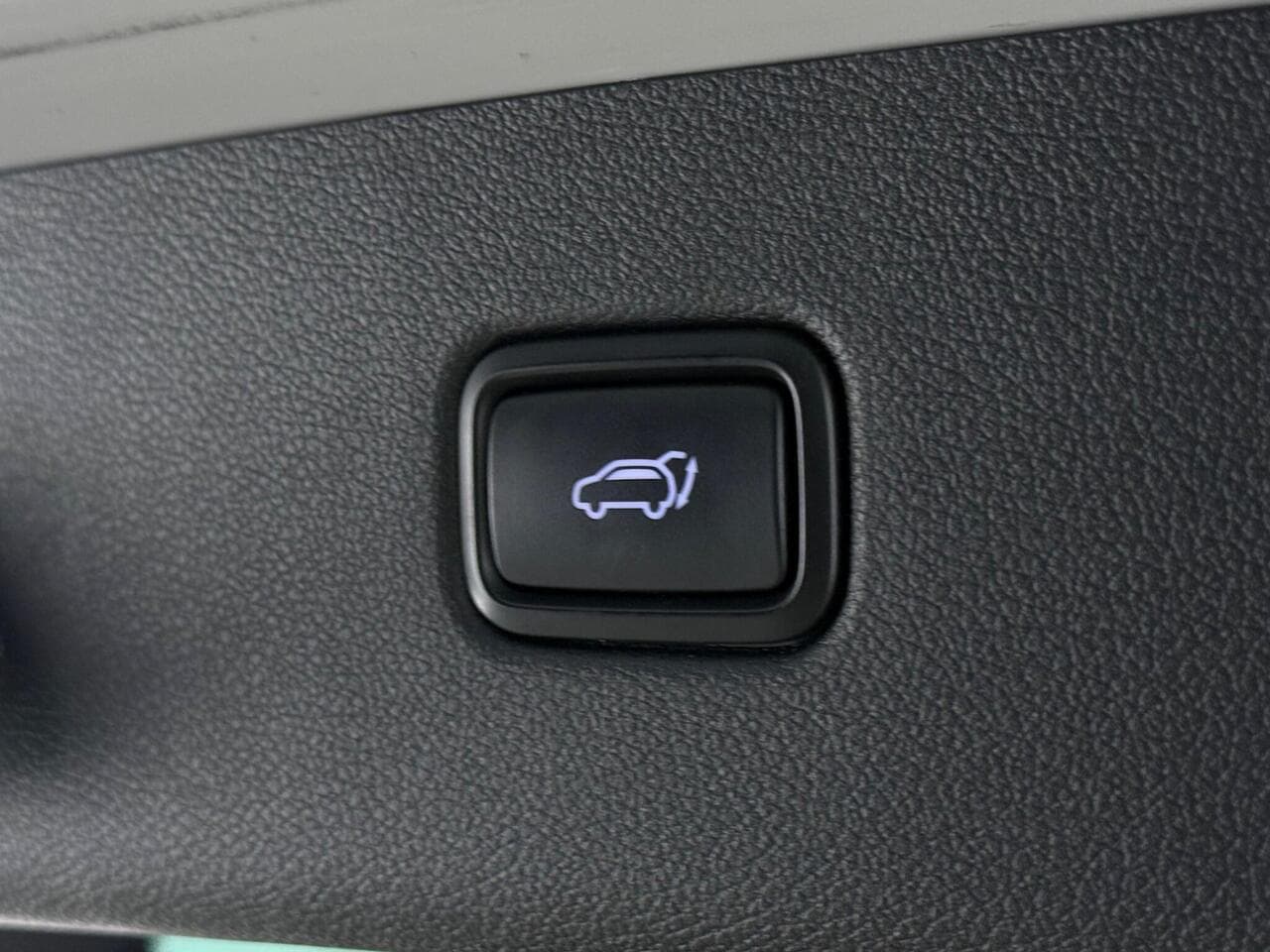 Hyundai TUCSON thumbnail Misc Controls