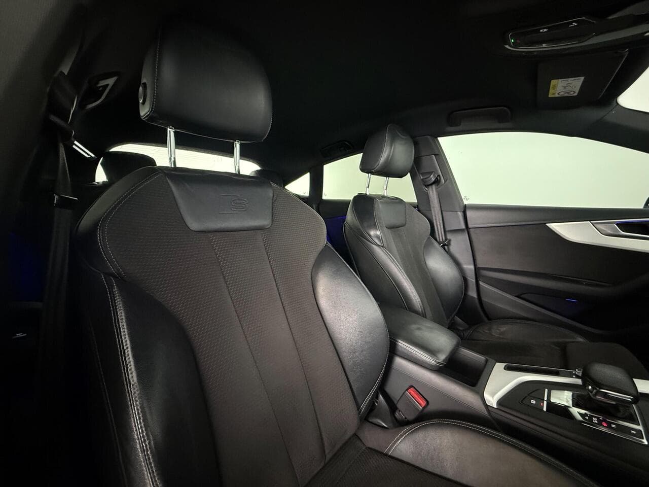 Audi A5 thumbnail Seat Driver