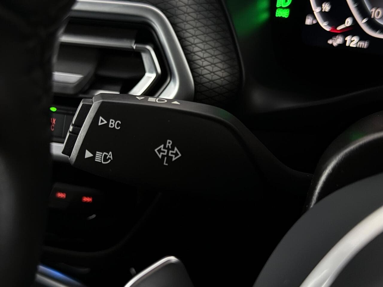 BMW X3 thumbnail Misc Controls