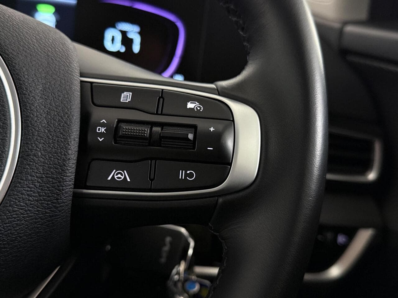 Kia Sportage thumbnail Misc Controls