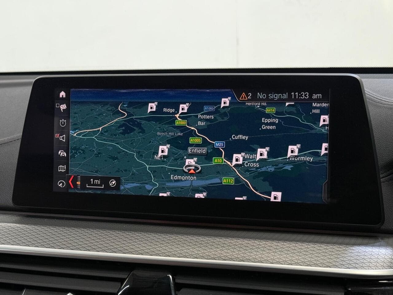 BMW 6 Series Gran Turismo thumbnail Infotainment System