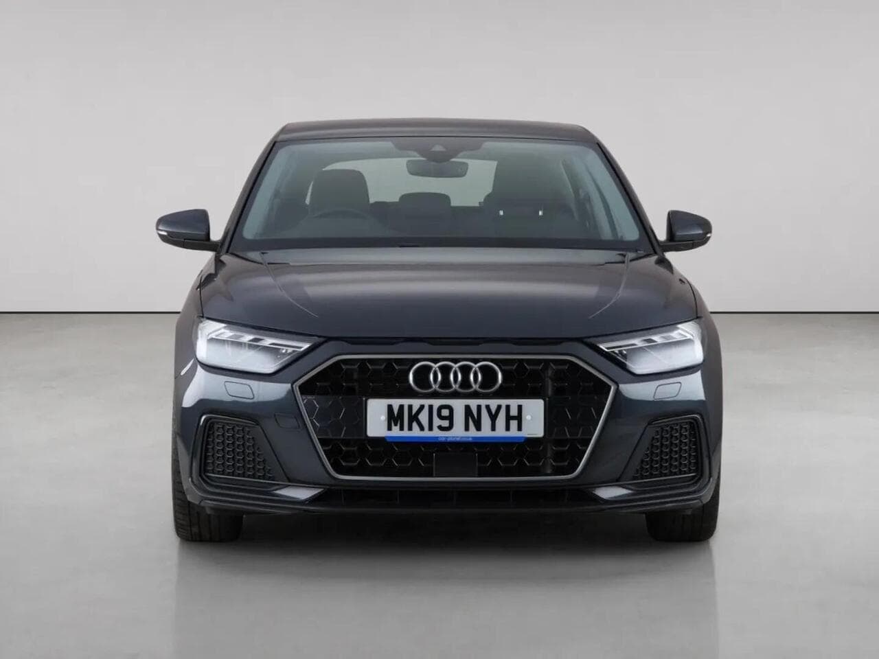 Audi A1 thumbnail Front