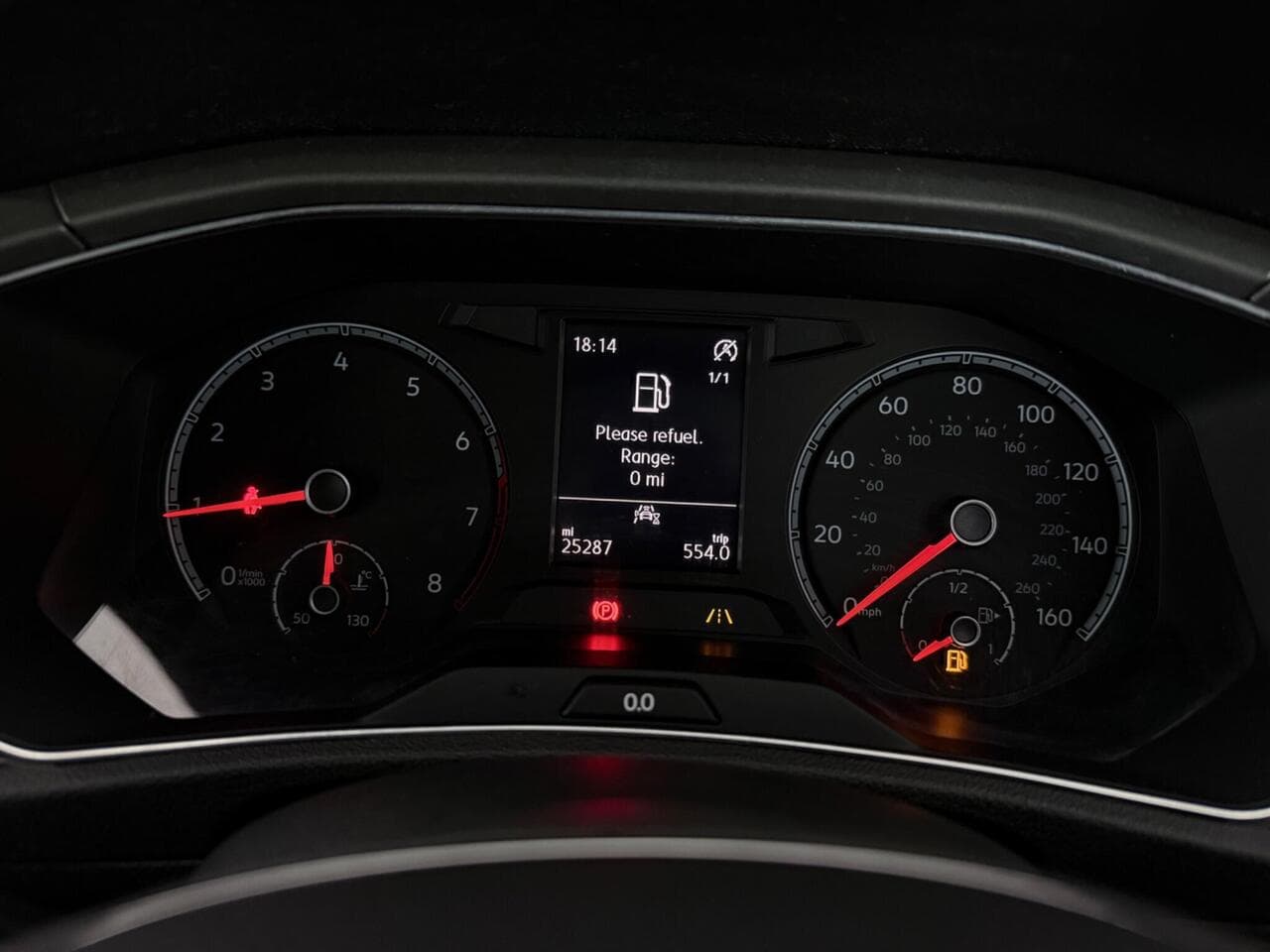 Volkswagen T-Roc thumbnail Driver Instruments