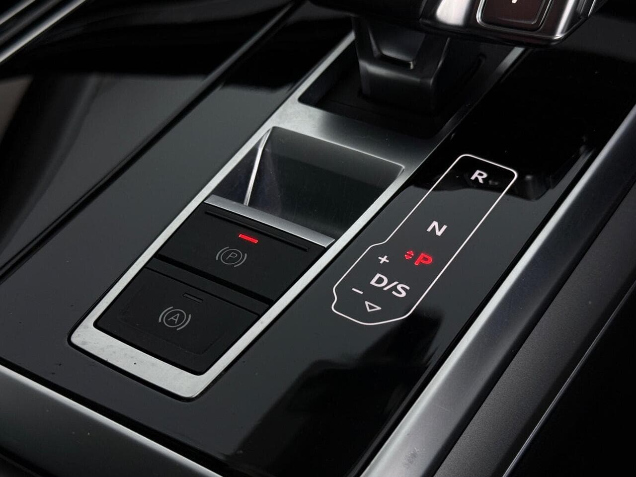 Audi Q7 thumbnail Inconclusive